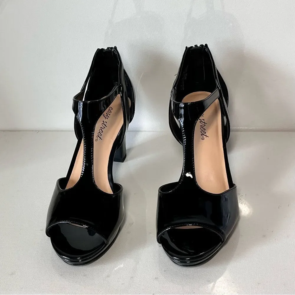Easy Street Flash Heeled Sandals